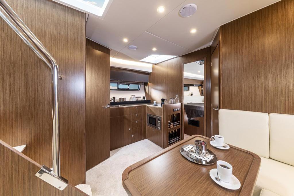 Royal Art H Spaccanapoli, By Clapa Group Exterior photo